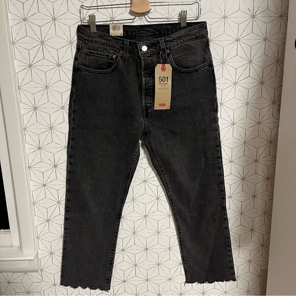 Levi’s 501 Gray Wash Crop Scallop Hem Jeans - Picture 3 of 9